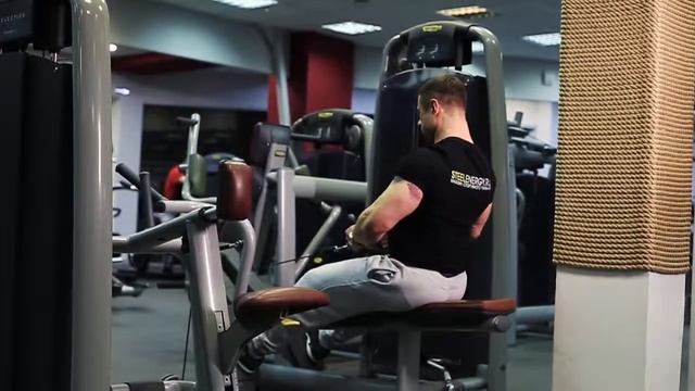 Как правильно качать спину? Техника выполнения. смотреть онлайн