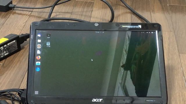 (字幕オンにして見てください）Acer Aspire 1410  に「LINUX Ubuntu 20.04」と「Windows10(1909）」をディアルインストールして再生しました。