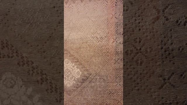 Ажурная пуховая шаль"Зимняя сказка" В наличии 28 тыс рубл. смотреть онлайн
