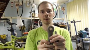 Откручивается педаль на велосипеде. Что делать?