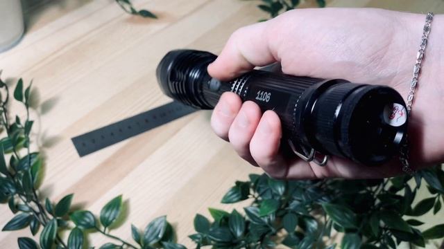 Обзор. Электрошокер-фонарь 1106. смотреть онлайн