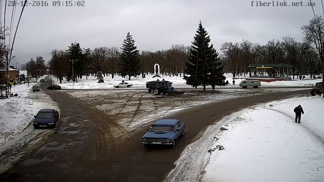 Онлайн камера Міський Парк м. Гадяч смотреть онлайн