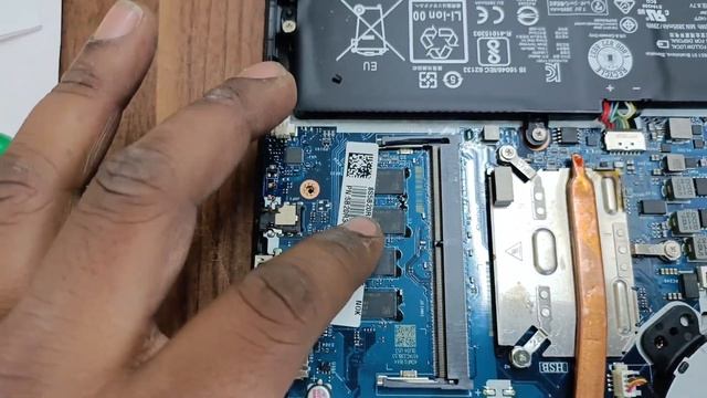 Lenovo Ideapad 310 IKB SSD Install Ports identification #laptoprepair смотреть онлайн