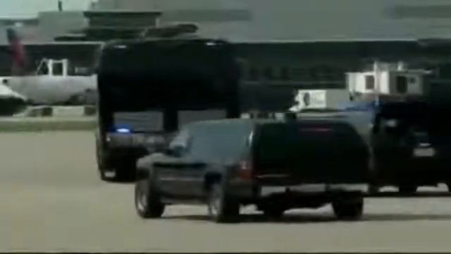 Бронированный автобус президента США.mp4 смотреть онлайн