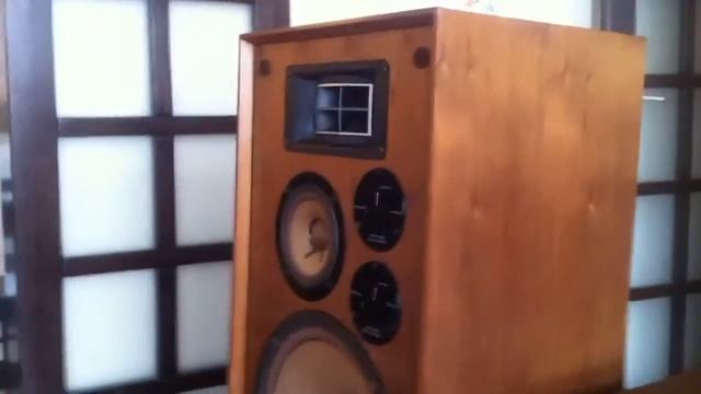 Luxman L-58A. Technics SB-501 & Pioneer CS-E700 смотреть онлайн