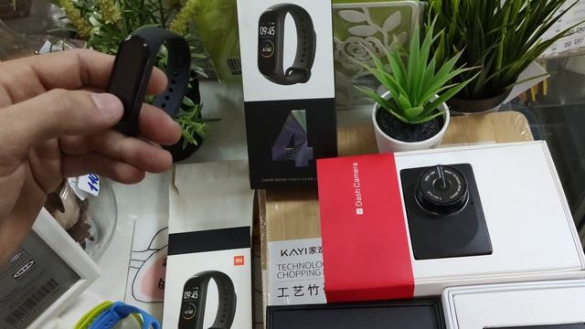 Краткий обзор фитнес браслета Xiaomi MI Smart band 4 смотреть онлайн