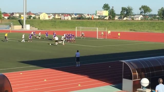 "Лида" 0:3 "Крумкачы". Филипп Иванов забивает красивый гол со штрафного в стиле Пирло смотреть онлайн