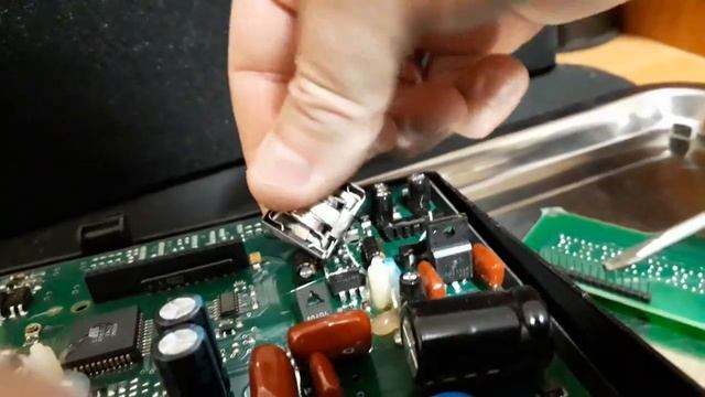 Счетчик Элвин ЕТ 3B6E8KLRP - 20 (разбор на драгметалл) смотреть онлайн