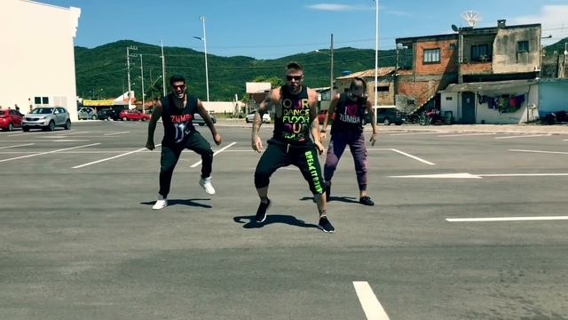 Azukita - Steve Aoki, Daddy Yankee, Play-N-Skillz & Elvis Crespo - Marlon Alves Dance MAs - Zumba смотреть онлайн