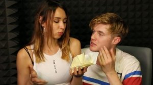 Как правильно целоваться | Парень 17 лет и Девушка 15 лет (Сливочный Поцелуй)