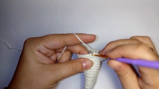 Как связать зайца амигуруми крючком Урок №5 Ушки смотреть онлайн