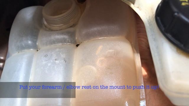 Ford Kuga Escape coolant leak change coolant reservoir bottle degas bottle смотреть онлайн