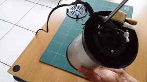 DISASSEMBLY of the MAGIC BULLET blender (MB 1001, 2004)