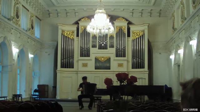 Л. Бетховен "Рондо" G-dur Баян:ZHAO MING смотреть онлайн