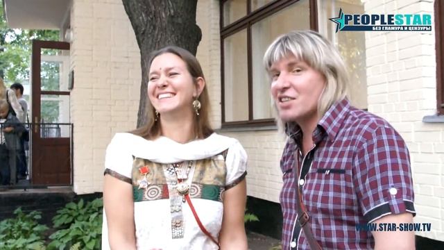 2.Катя Абрамова в Индийском посольстве.Выставка. смотреть онлайн