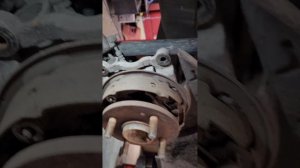 Когда регулировка ручника уже не помогает KIA RIO