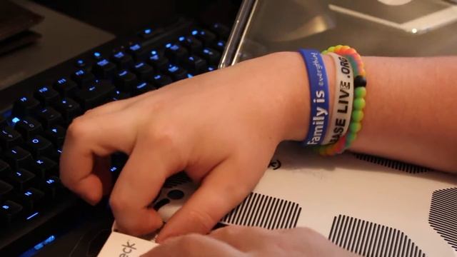 Unboxing & Installation: Speck CandyShell Grip for iPad Mini 1/2/3 смотреть онлайн