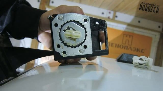 ЗАКУСЫВАЕТ РЕМЕНЬ ВАЗ 2105 НЕ ПРОБЛЕМА смотреть онлайн