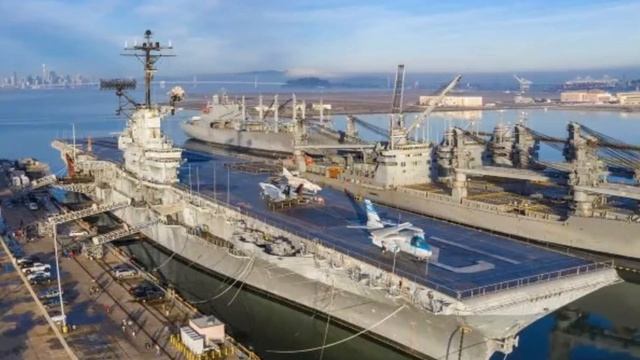 USS Hornet, el barco más condecorado y embrujado de la marina. смотреть онлайн