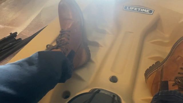 Lifetime Tamarack 100 Angler Kayak Unboxing and Review смотреть онлайн