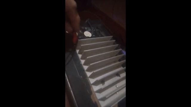 устраняем фон в старых колонках смотреть онлайн