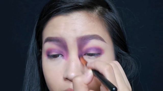 Pinkish Avant Garde Makeup | Marcella Febrianne x Shu Uemura #TheEdgeOfBeauty смотреть онлайн