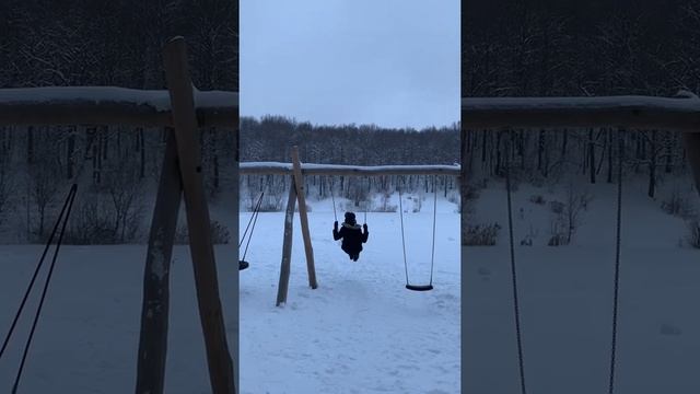 Хутор качели из брёвен. Вечные качели. смотреть онлайн