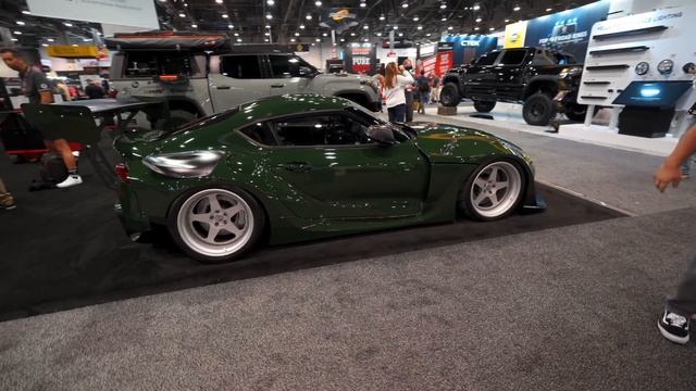 2023 SEMA SHOW COVERAGE - DAY 1 - The Best (And Weirdest) Cars & Trucks смотреть онлайн