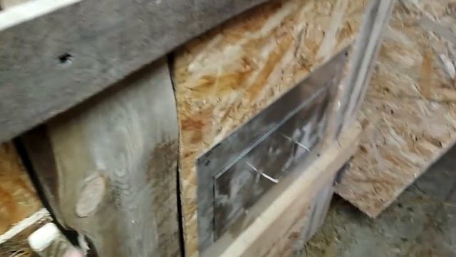 Удобный сарай с планировкой для содержания нескольких видов животных. смотреть онлайн