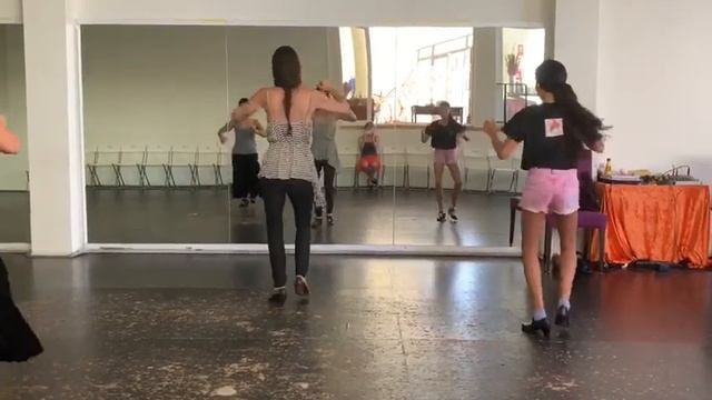 Seguiriya Marcajes Clases Online Flamenco смотреть онлайн