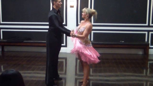 Luisa & Chris / Int Rumba смотреть онлайн