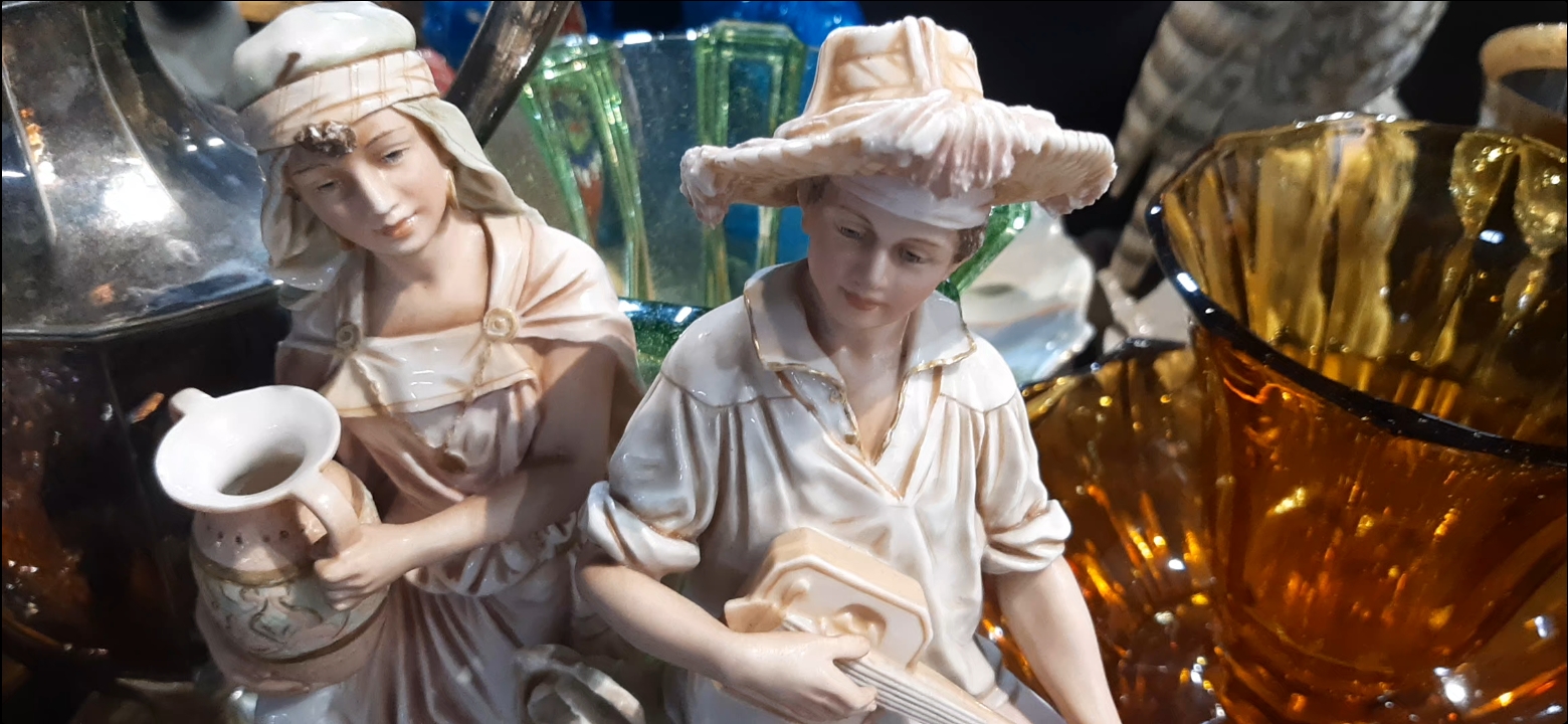 МОСВИНТАЖ НА ЗУБОВСКОМ БУЛЬВАРЕ 2 смотреть онлайн