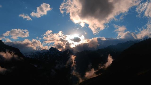 Mountain is love - Elbrus and elbrus region / Эльбрус и Приэльбрусье с высоты смотреть онлайн