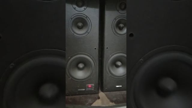Excellent Microlab Solo 19- deep bass смотреть онлайн