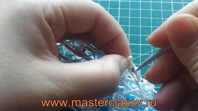 Rainbow loom charms tutorial: dog. Собачка из резиночек: подробный видео урок смотреть онлайн