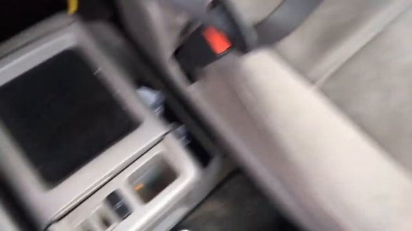 Toyota Alphard 2007 год 2,4 передний привод.