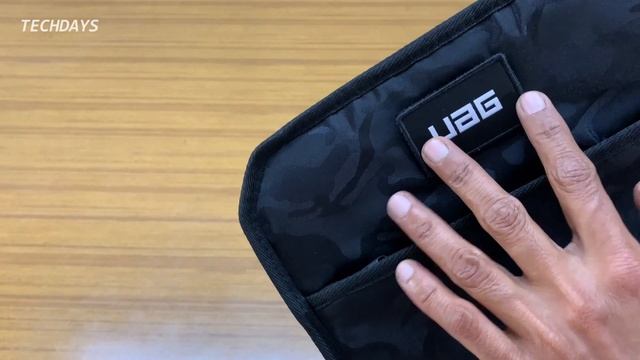 UAG Shock Sleeve Lite Vs UAG Small Sleeve For IPads Ft. IPad Air 4 (Hindi)