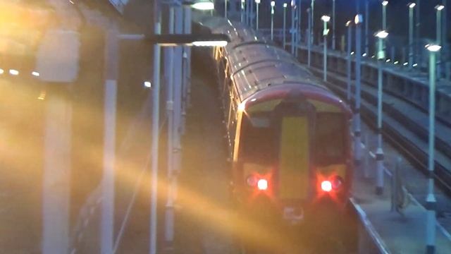 GX Electrostar class 387's sitting in the Hove Sidings, 26th March 2023 смотреть онлайн