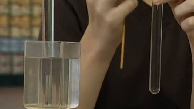 Электролиз воды. Получение кислорода и водорода смотреть онлайн