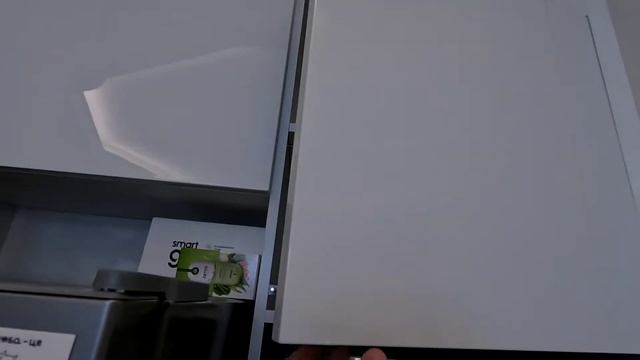 Белая кухня с крашеным фасадом смотреть онлайн