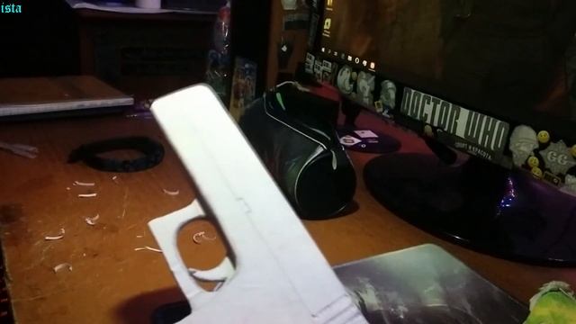 ГЛОК 18 ИЗ БУМАГИ смотреть онлайн