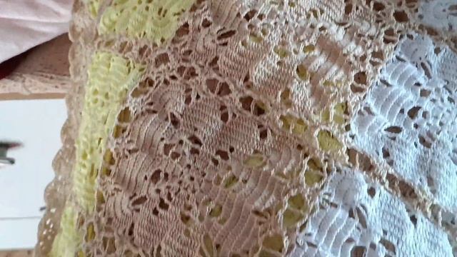 Очередная #скатертькрючком из акриловых ниток для машинного шитья. Не путаются ли нитки? смотреть онлайн