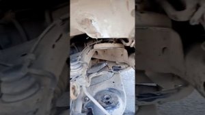 Замена заднего пневмоболлона  range rover Vogue