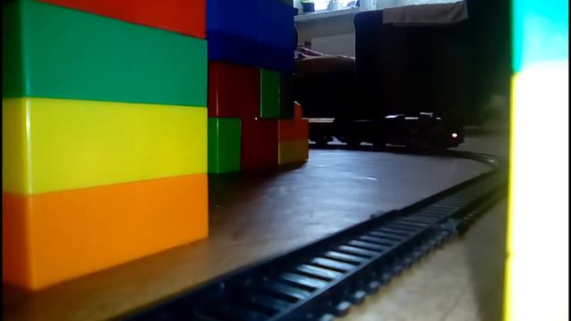 Паровозик со светом и звуком видео смотреть онлайн