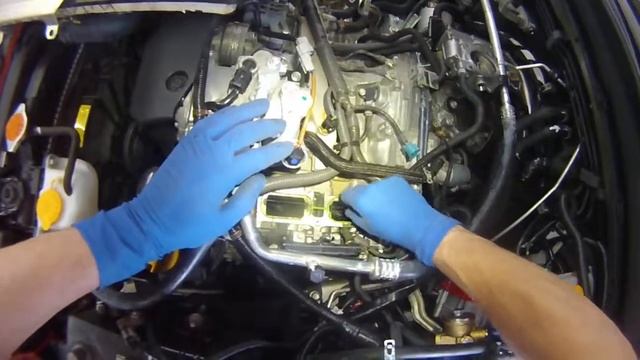 Subaru Outback 2.5L 2017 демонтаж впускного колектора смотреть онлайн