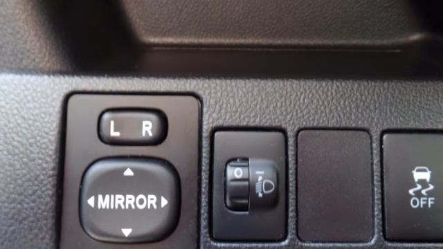 Toyota Verso-S 1.3 VVT-i Comfort Airco Parkeersensoren смотреть онлайн