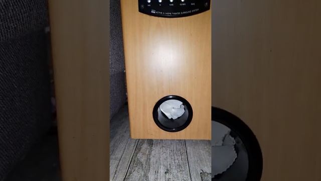 subwoofer genius смотреть онлайн
