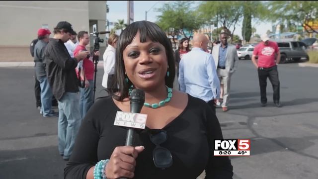 FOX5 Surprise Squad - It Takes A Village смотреть онлайн