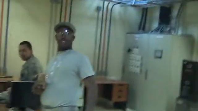 Brian Pumper/Kevin Hart Impersonation смотреть онлайн