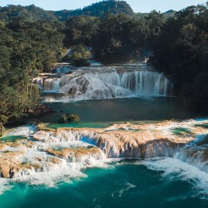 чудесная природа и стихия воды наполняет энергией восторга и обворожительностю о.mp4